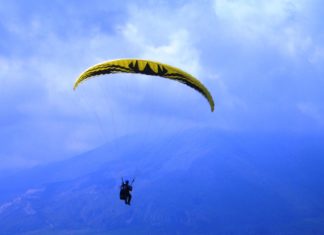Parapendio: il volo di Icaro Parapendio