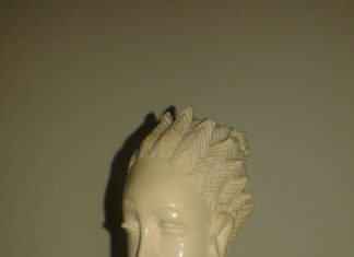 la statuetta d'avorio