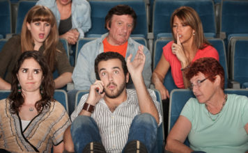 cellulari a teatro