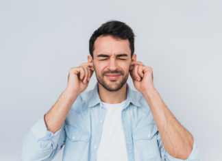 Acufene detto anche fischio all’orecchio – Causa dell’acufene e cure Acufene detto anche fischio all'orecchio - Causa dell'acufene e cure