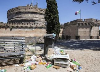 Degrado Capitale: I 40 anni e oltre di Roma sbagliata Degrado Capitale