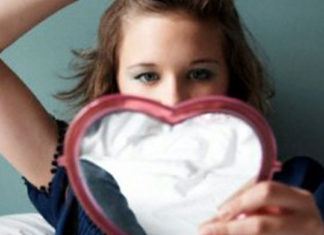 Adolescenti e il rapporto col corpo Adolescenza e corpo che cambia