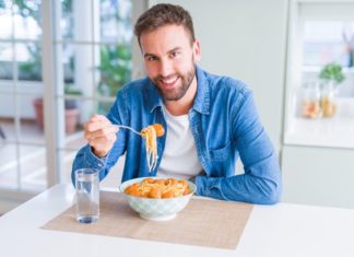 I falsi miti alimentari da sfatare Falsi miti alimentari