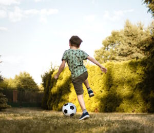 Bambini e sport: quante ore a settimana di attività fisica? Bambini e sport: quante ore a settimana di attività fisica?