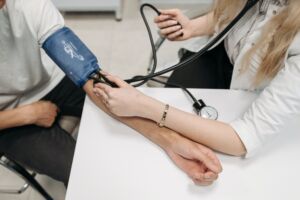 Nemici della salute: ipertensione e malattie cardiovascolari Nemici della salute: ipertensione e malattie cardiovascolari