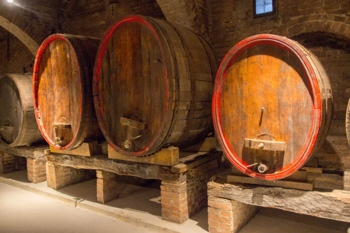 botti per la lavorazione del vino