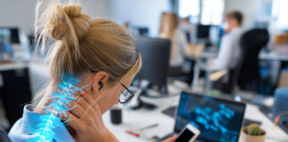 Stare dritti per vivere meglio: la postura che ti rende più giovane, oggi e domani